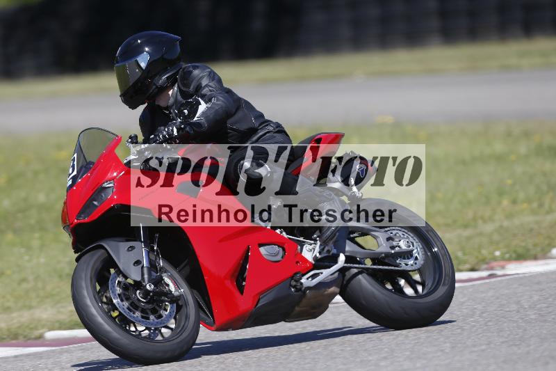 /15 22.05.2026  Plüss Moto Sport  Discover the Bike ADR /Gruppe gruen - Bike 1/33